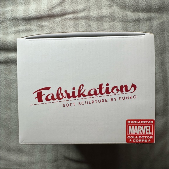 Funko Fabrikations #32, Spider-Man 6 inch Plush - Picture 4 of 4